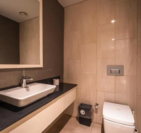 Apartment Three Bedroom Flat With Gym Petek 127